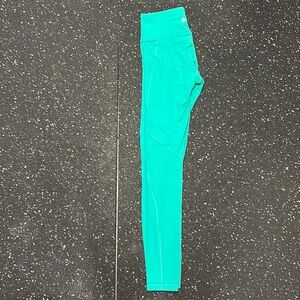 Athleta pocket legging size XS
